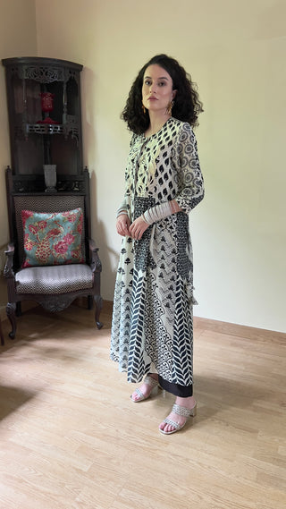 MANTHAN -BLACK